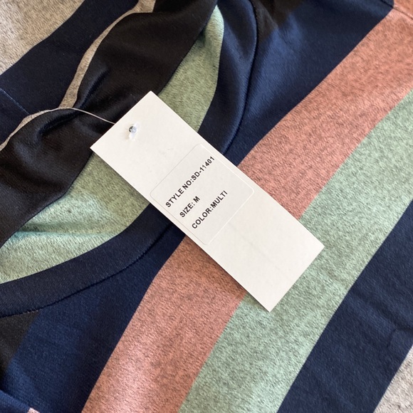 ladies tunic dress. - Picture 3 of 3